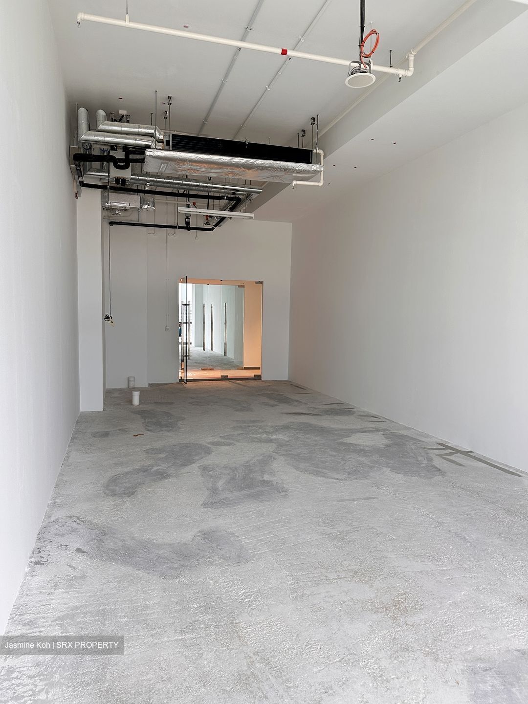 Woods Square (D25), Office #435316011